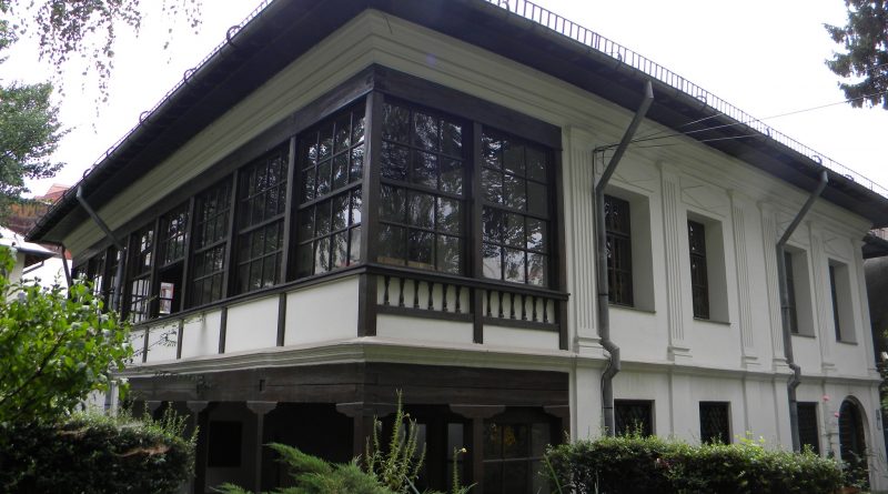 Casa Melik din București, clădire istorică din secolul al XVIII-lea, sediul Muzeului „Theodor Pallady”.