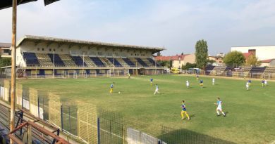 Peluza stadionului Rocar