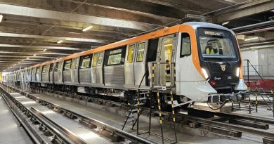 Metrou alstom pe sine